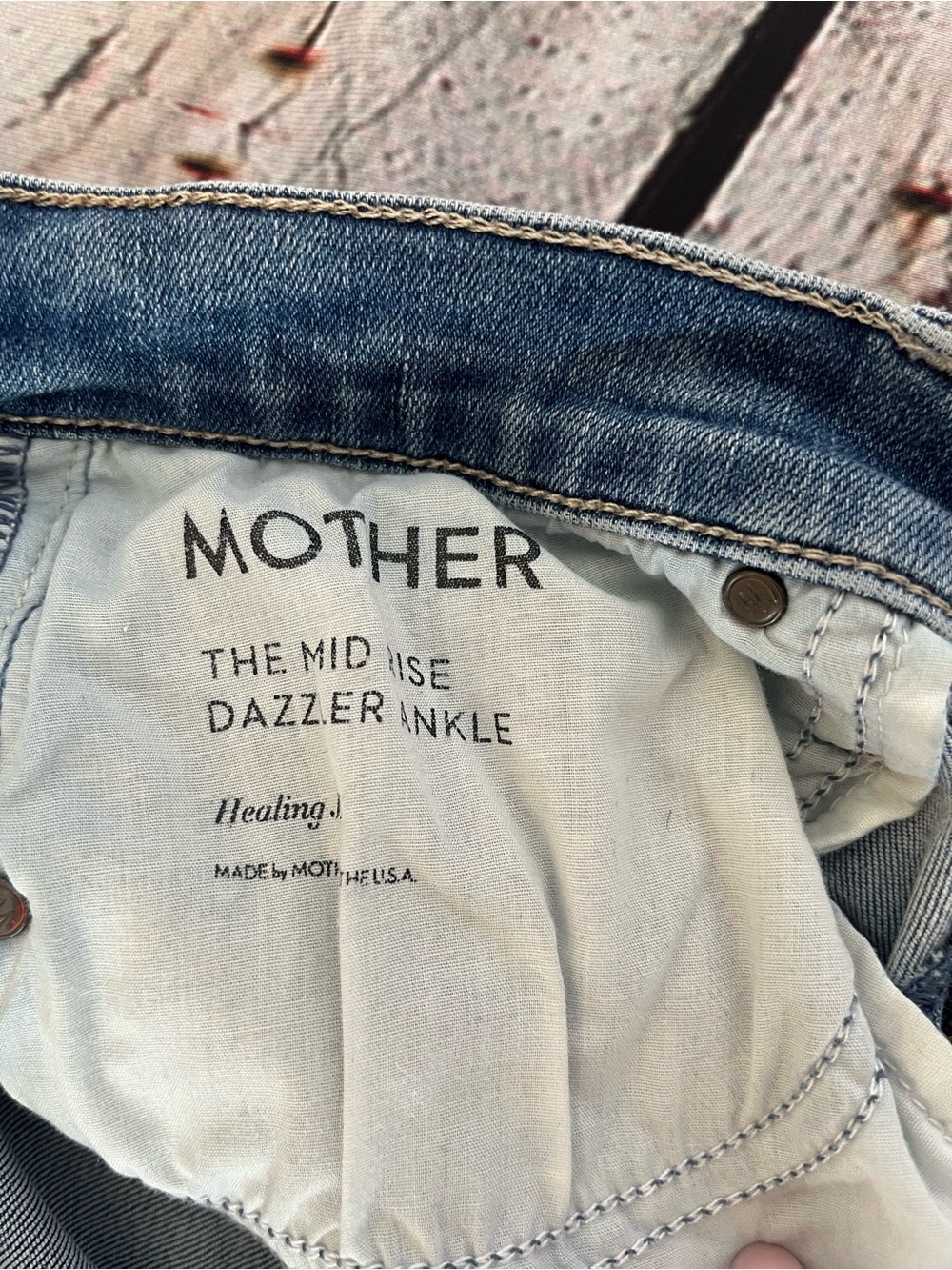 MOTHER Slim Straight Ankle Jeans Faded Blue - The Dazzler- Mid Rise Size 26 - Picture 4 of 6